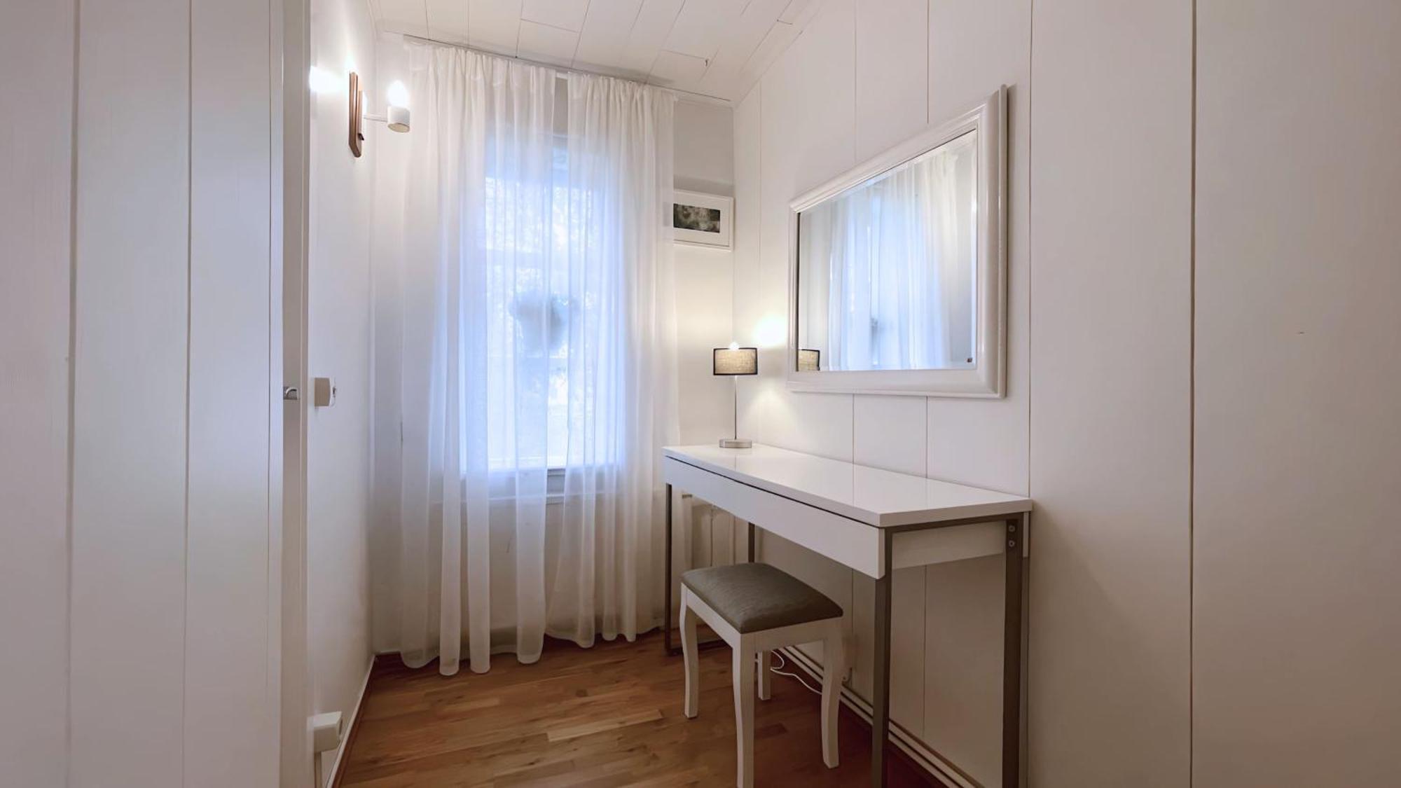 Private Retreat By Arctic Circle Holiday home *